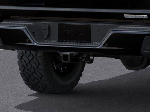 New 2026 GMC Canyon Elevation w/ Convenience Package image 14
