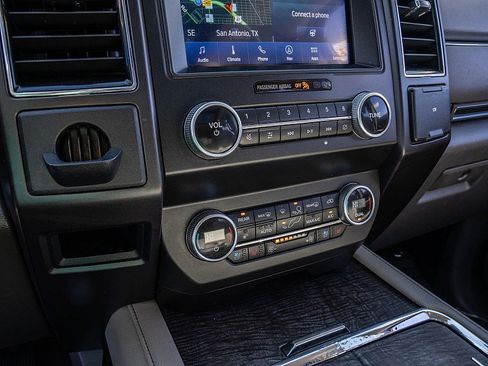 Used 2020 Ford Expedition Max Limited w/ Equipment Group 301A image 28