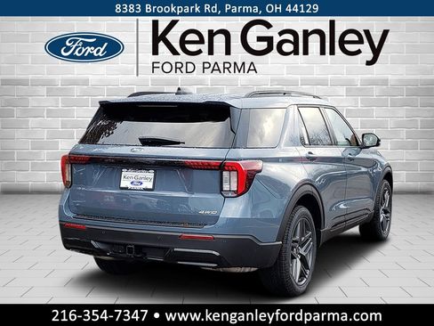 New 2026 Ford Explorer ST-Line w/ ST-Line Street Pack image 5