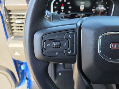 Used 2023 GMC Sierra 1500 AT4 w/ AT4 Premium Package AWD/4WD image 37