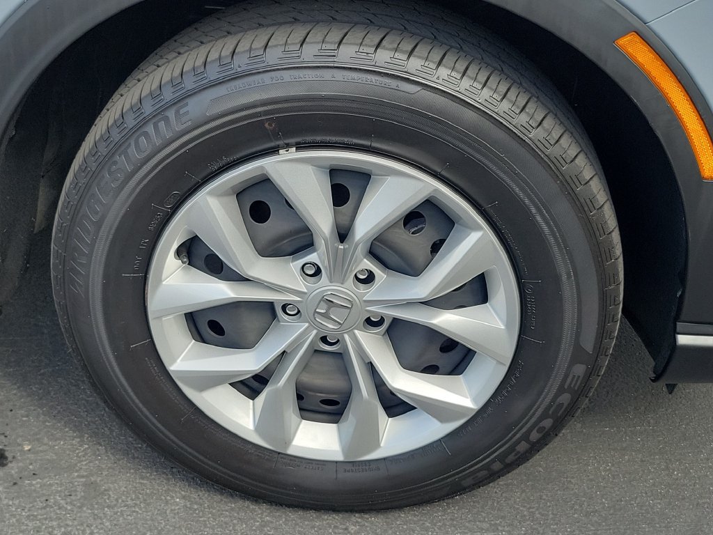 Certified 2025 Honda CR-V LX image 6