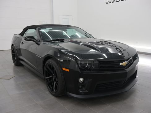Used 2015 Chevrolet Camaro ZL1 RWD image 56