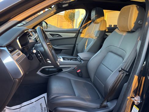 Certified 2026 Jaguar F-PACE R-Dynamic S image 14