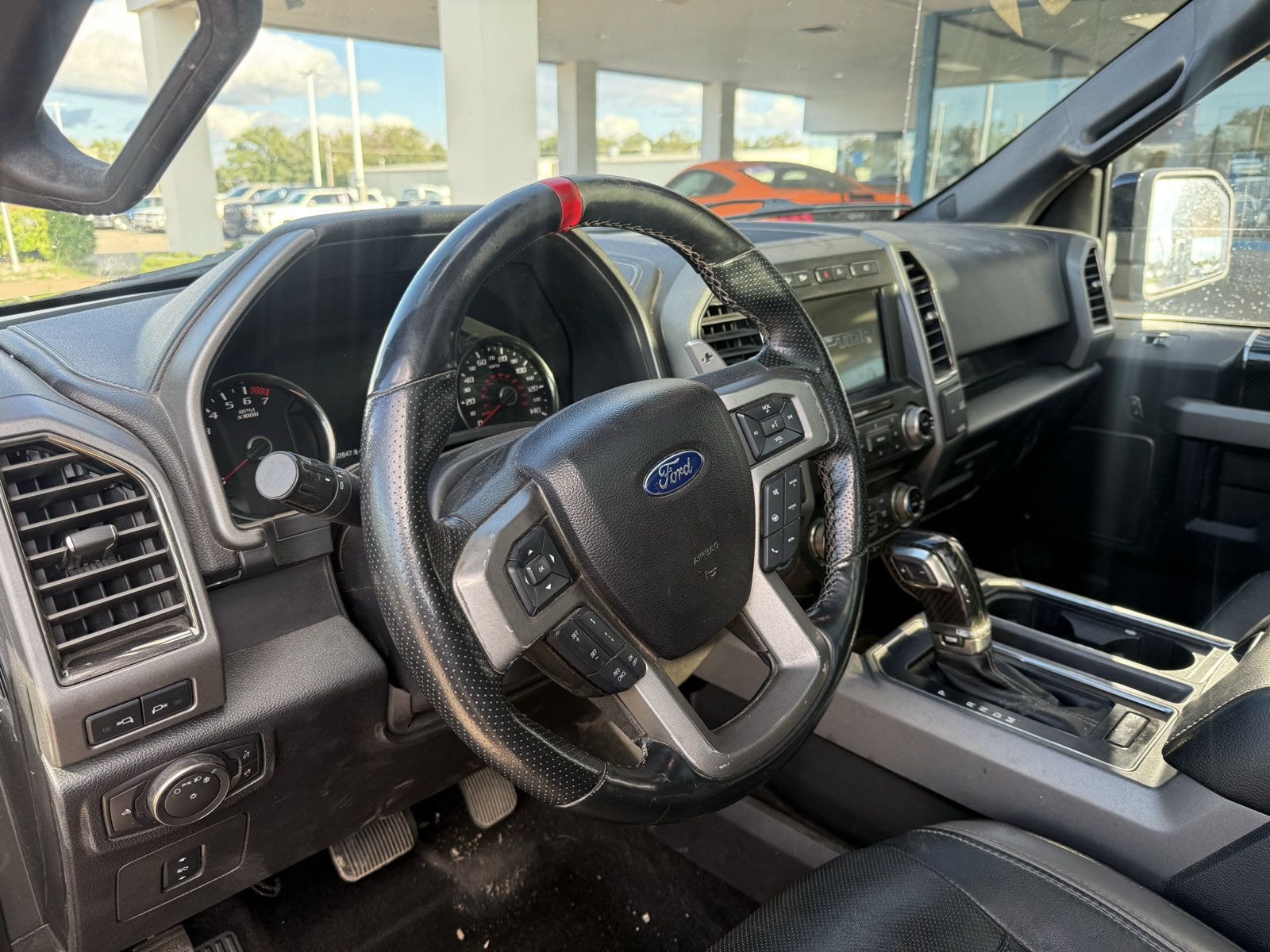 Used 2017 Ford F150 Raptor w/ Equipment Group 802A Luxury AWD/4WD image 2
