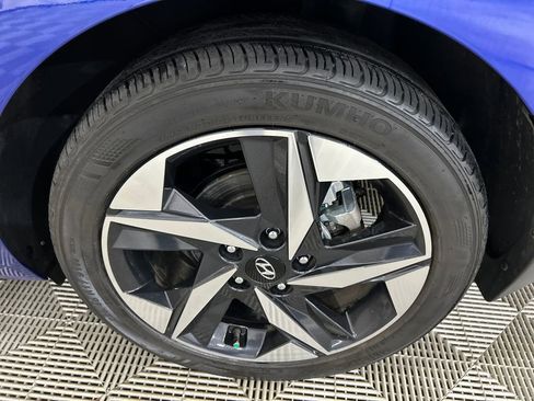 Certified 2023 Hyundai Elantra SEL w/ Convenience Package image 10