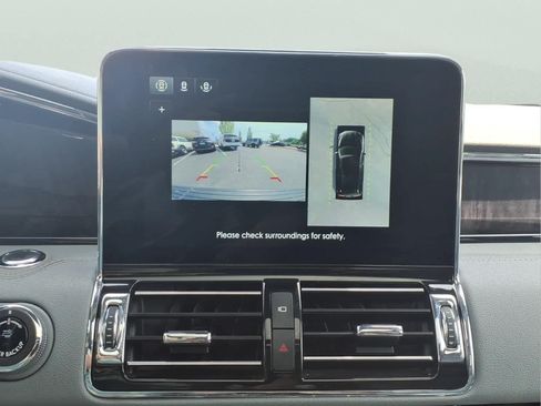 Used 2021 Lincoln Navigator Reserve w/ Luxury Package AWD/4WD image 24