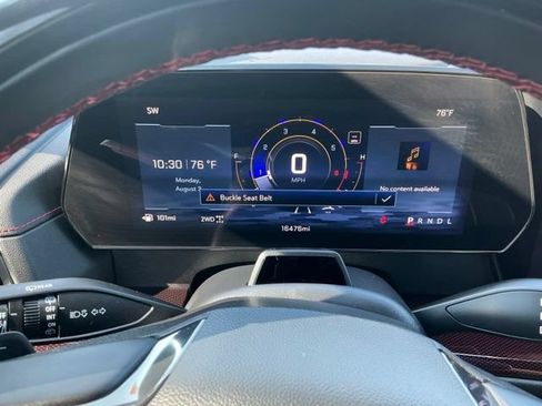 Used 2025 Chevrolet Traverse RS AWD/4WD image 23