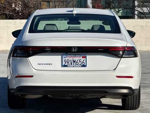 Used 2024 Honda Accord EX image 4