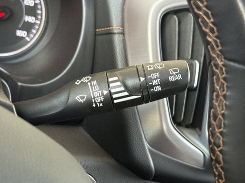 Used 2024 GMC Terrain AT4 w/ LPO, Floor Liner Package AWD/4WD image 38