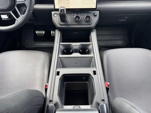 New 2026 Land Rover Defender 110 OCTA AWD/4WD image 14