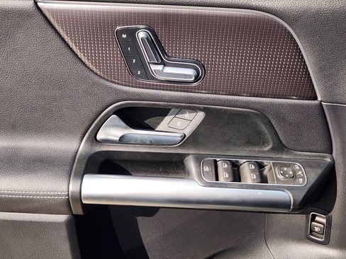 Certified 2023 Mercedes-Benz GLA 250 image 22