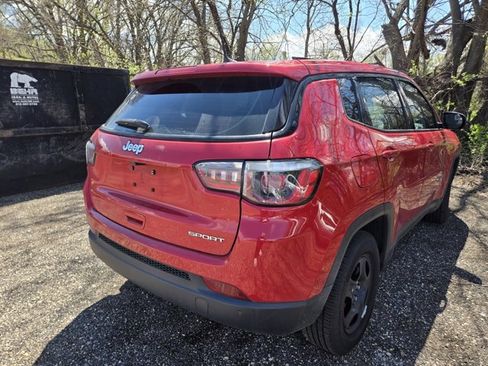 Used 2018 Jeep Compass Sport w/ Tech Group image 4