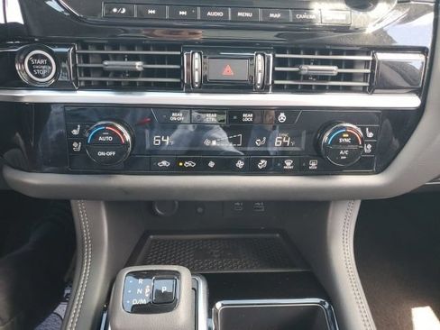 Certified 2024 Nissan Pathfinder Platinum w/ Cargo Package AWD/4WD image 41