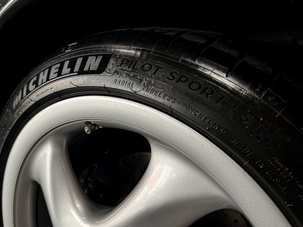 Used 1997 Porsche 911 GT3 RS image 90