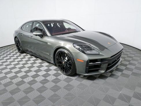 New 2026 Porsche Panamera GTS image 26