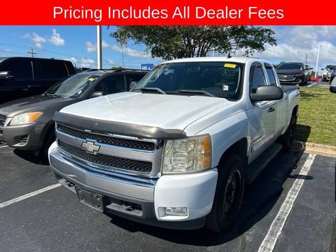 Used 2007 Chevrolet Silverado 1500 LT w/ 2LT Audio Package RWD image 10