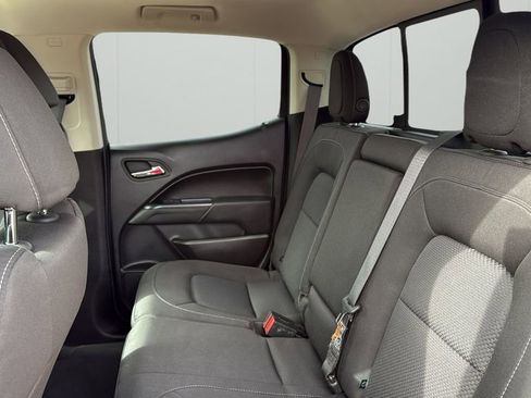 Used 2020 Chevrolet Colorado LT w/ LT Convenience Package image 16