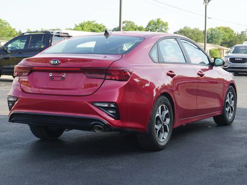 Used 2021 Kia Forte LXS FWD image 5