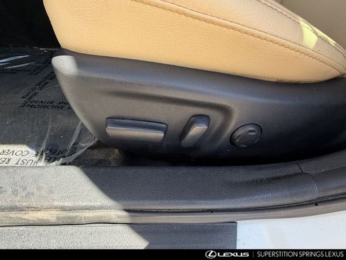 Used 2018 Toyota Avalon Touring w/ Carpet Mat Package image 17