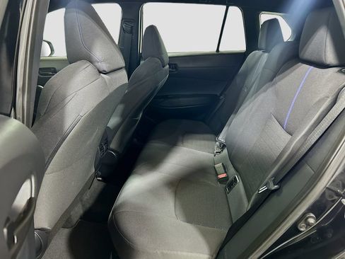 Used 2024 Toyota Corolla Cross AWD Hybrid w/ Moonroof Package image 21