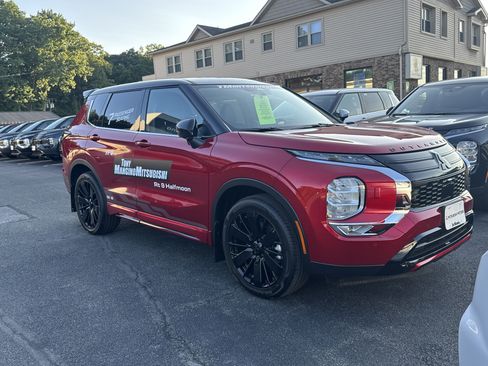 New 2026 Mitsubishi Outlander AWD image 4