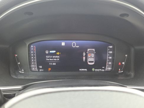 Used 2022 Honda Civic Touring image 28