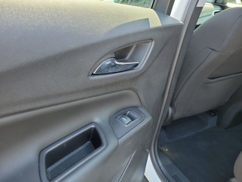 Used 2019 Chevrolet Equinox LT FWD image 13