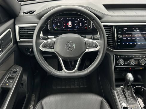 Used 2023 Volkswagen Atlas Cross Sport SEL AWD/4WD image 14