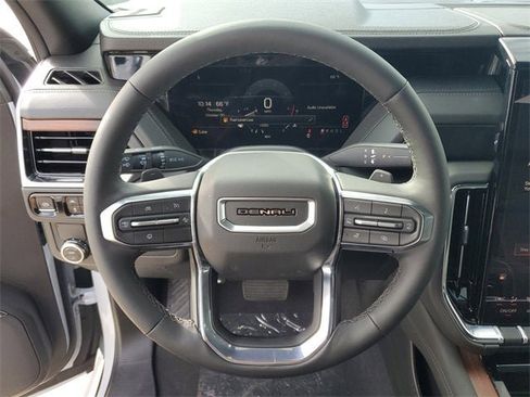 New 2026 GMC Yukon XL Denali image 21