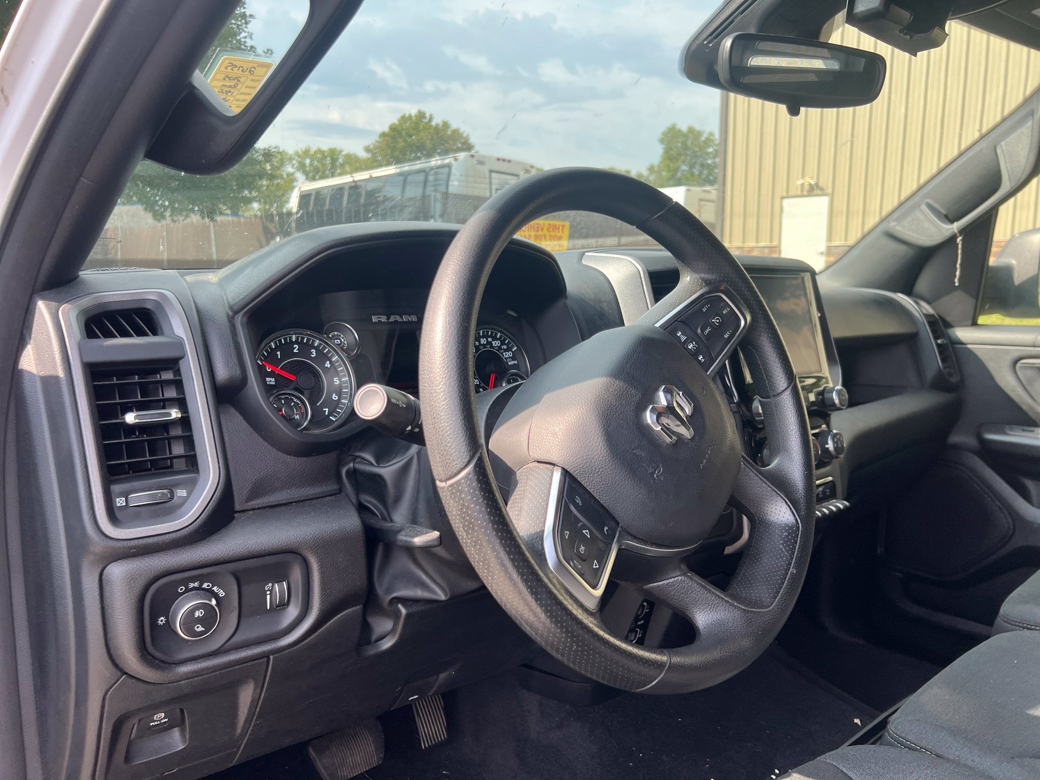 Used 2025 RAM 1500 Tradesman w/ Night Edition AWD/4WD image 12