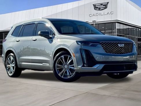 Certified 2024 Cadillac XT6 Premium Luxury image 2