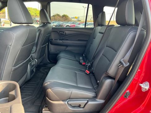 Used 2023 Honda Passport EX-L image 14