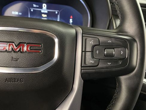 Used 2023 GMC Yukon SLT image 23