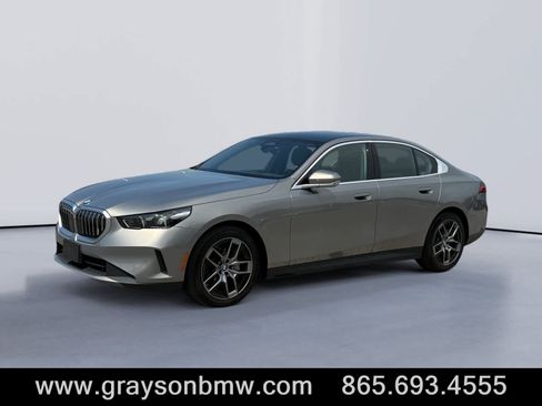 Used 2026 BMW 540i xDrive w/ Executive Package AWD/4WD image 7