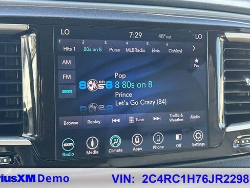 Used 2018 Chrysler Pacifica Touring Plus image 37