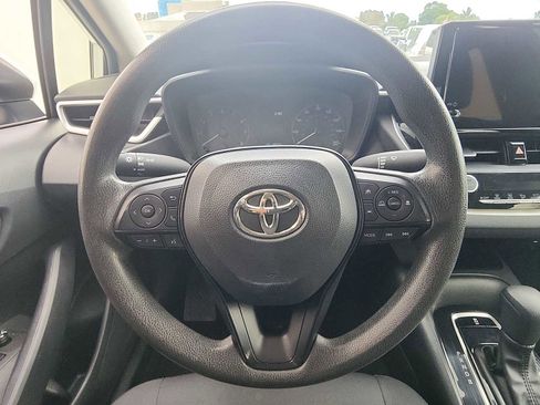 Used 2023 Toyota Corolla LE image 15