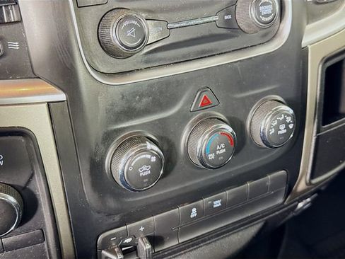 Used 2016 RAM 2500 SLT image 18