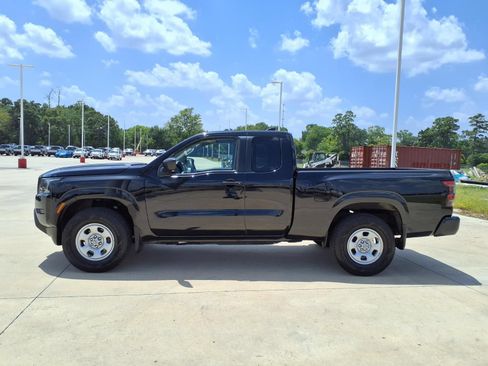 Used 2024 Nissan Frontier S w/ Technology Package AWD/4WD image 8