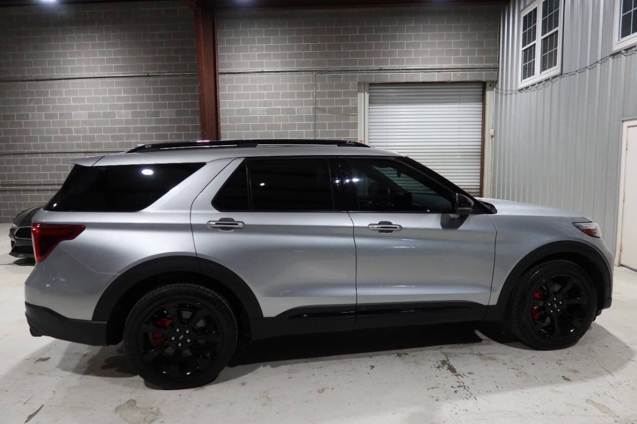 Used 2020 Ford Explorer ST w/ ST Street Pack AWD/4WD image 6