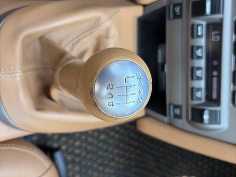 Used 2007 Porsche 911 Carrera RWD image 6
