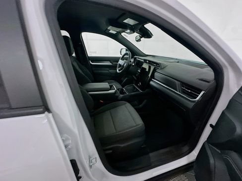 Used 2025 GMC Terrain Elevation image 30