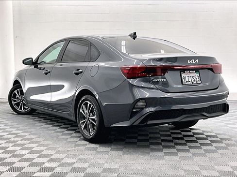 Used 2024 Kia Forte LXS w/ LXS Technology Package FWD image 10