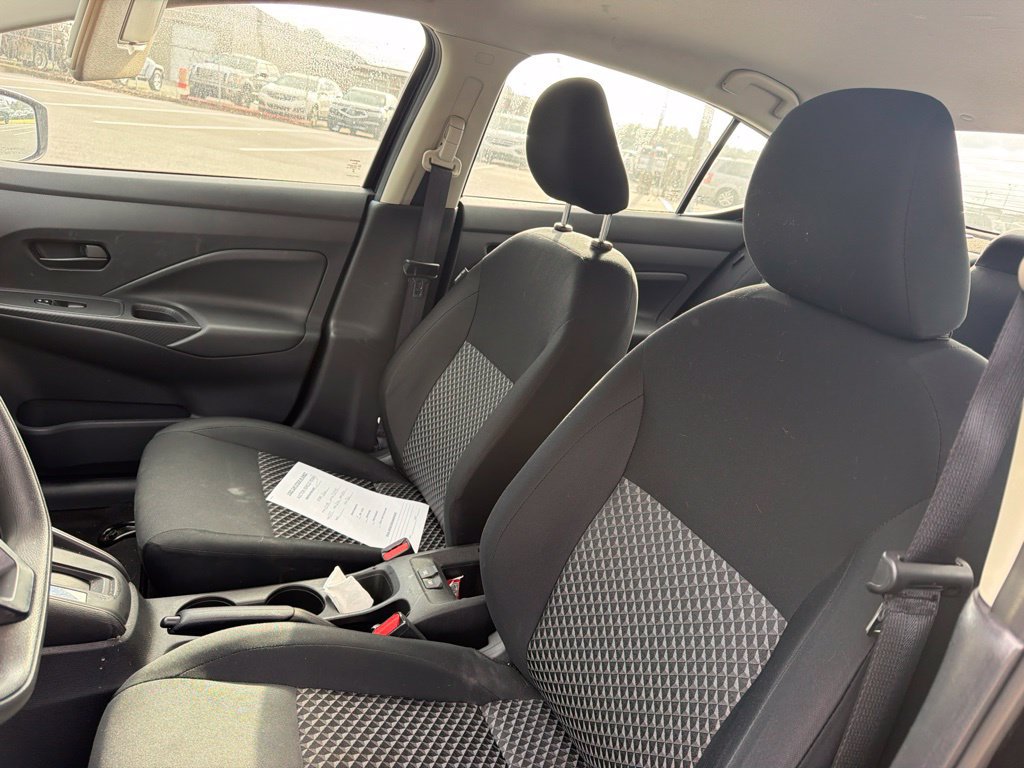 Used 2023 Nissan Versa S w/ S Plus Package FWD image 9