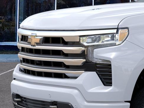 New 2026 Chevrolet Silverado 1500 High Country AWD/4WD image 13