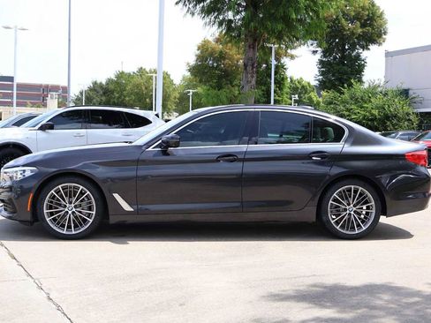Used 2019 BMW 530i w/ Convenience Package RWD image 3