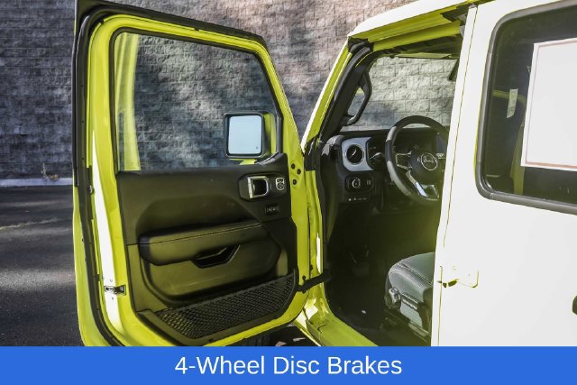 Used 2024 Jeep Wrangler Unlimited Sahara AWD/4WD image 28