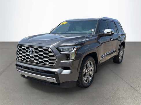 Used 2024 Toyota Sequoia Capstone AWD/4WD image 8