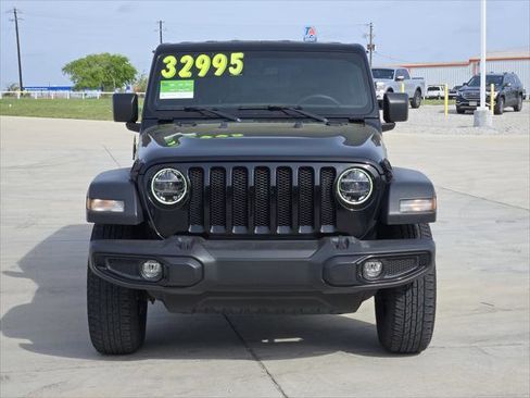 Certified 2022 Jeep Wrangler Unlimited Sport image 3