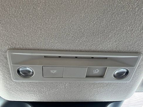 Certified 2025 Nissan Kicks SV FWD image 7
