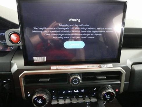 New 2025 Toyota Tacoma TRD Off-Road image 10